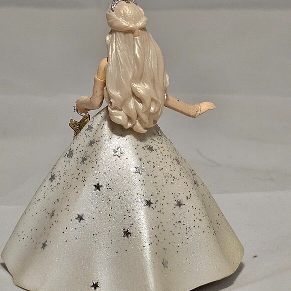 Hallmark Keepsake Celebration Barbie Ornament 2001 - Picture 5 of 7
